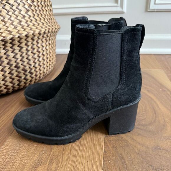 $425 Vince Henderson Weatherproof Suede Heel Chelsea Ankle Boot Black 8 - Picture 1 of 10